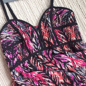 Super flattering summer dress!